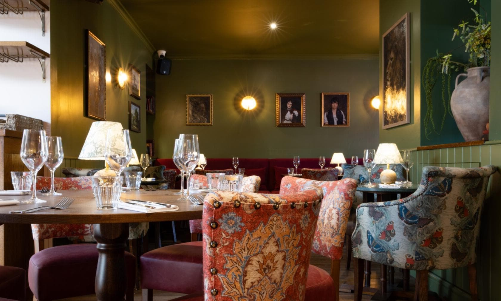 The Snug, The Prince of Wales, Barnet - A Heartwood Inn photo #1