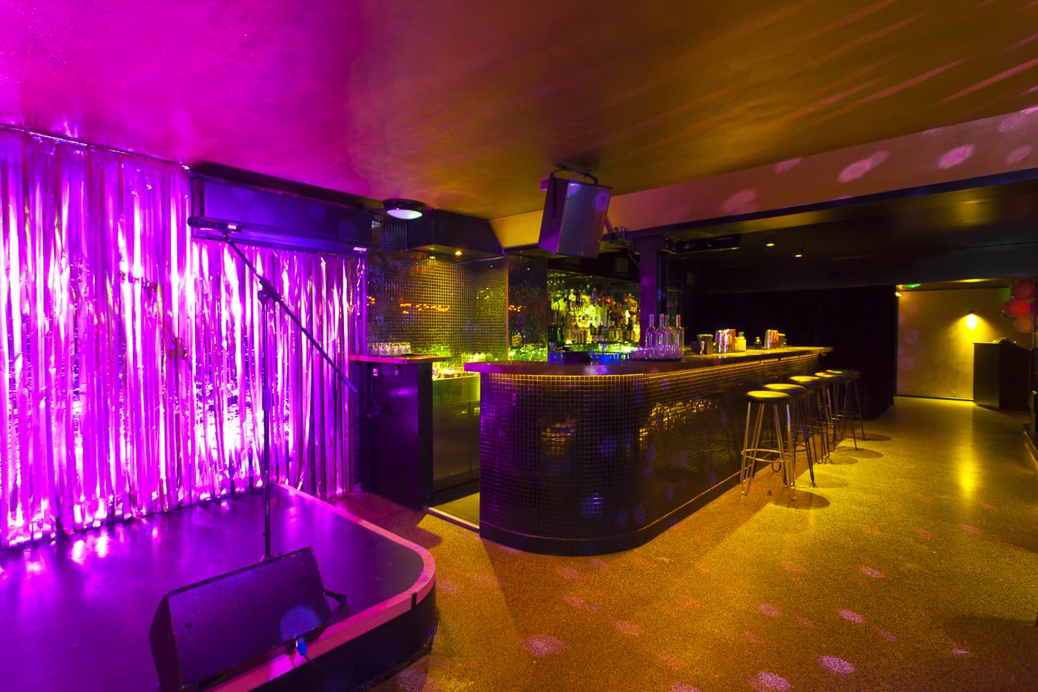 The Karaoke Hole, The Karaoke Hole photo #3