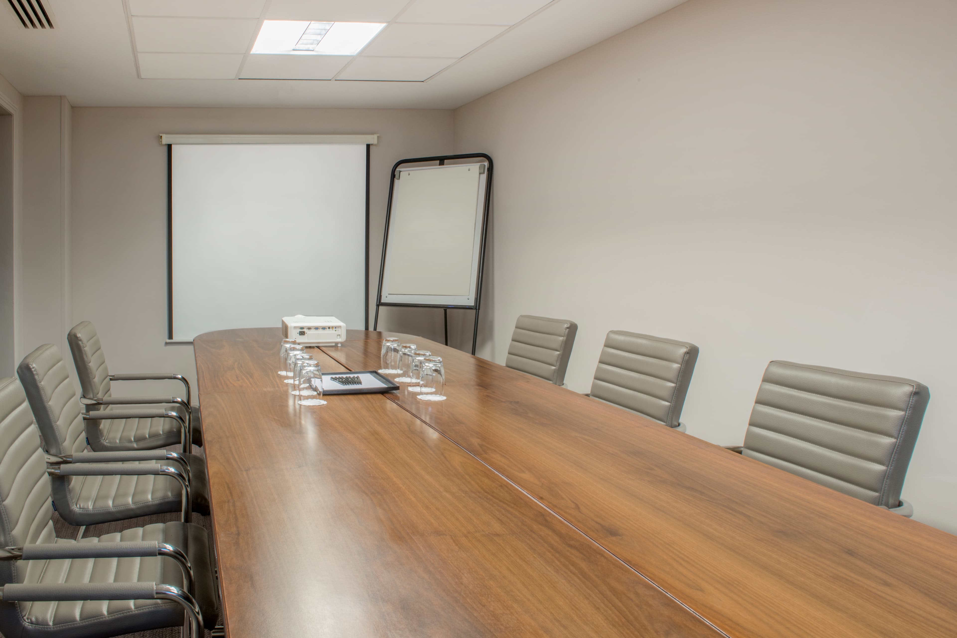 Langtry's, De Vere Tortworth Court photo #2