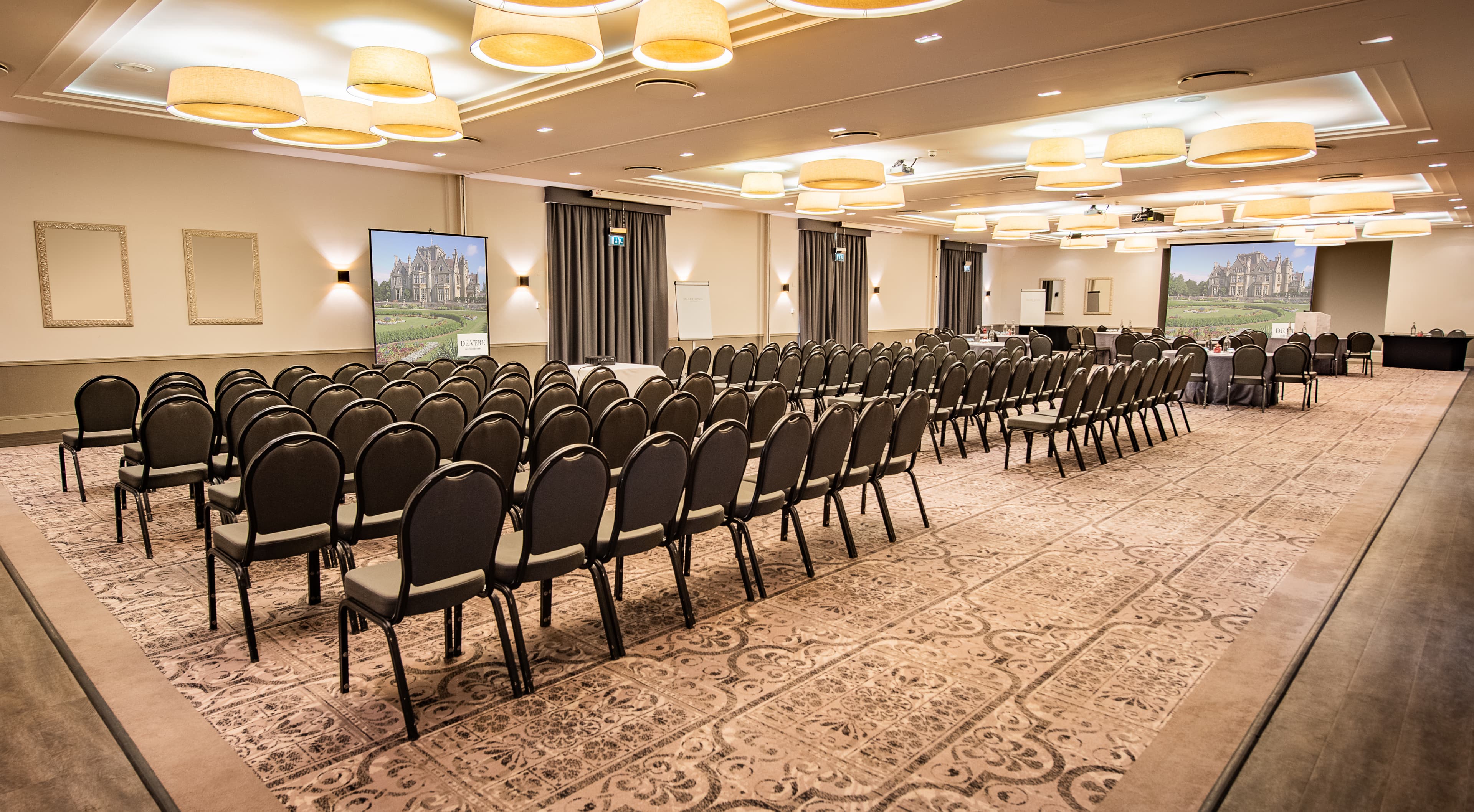Westminster Suite, De Vere Tortworth Court photo #1