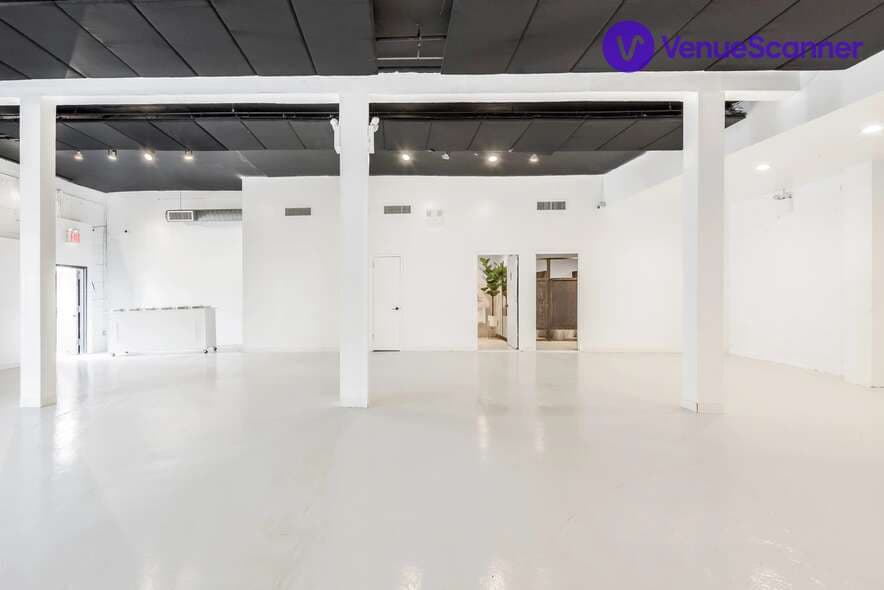Hello Meadow BK, Whole Venue photo #3