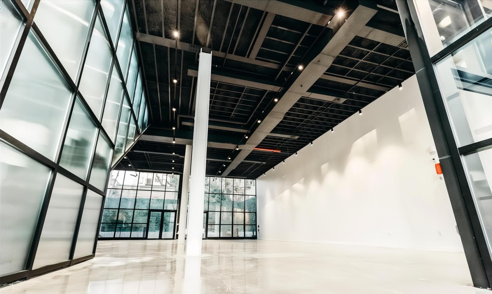 Entire Space, The Ivory on Park photo #1