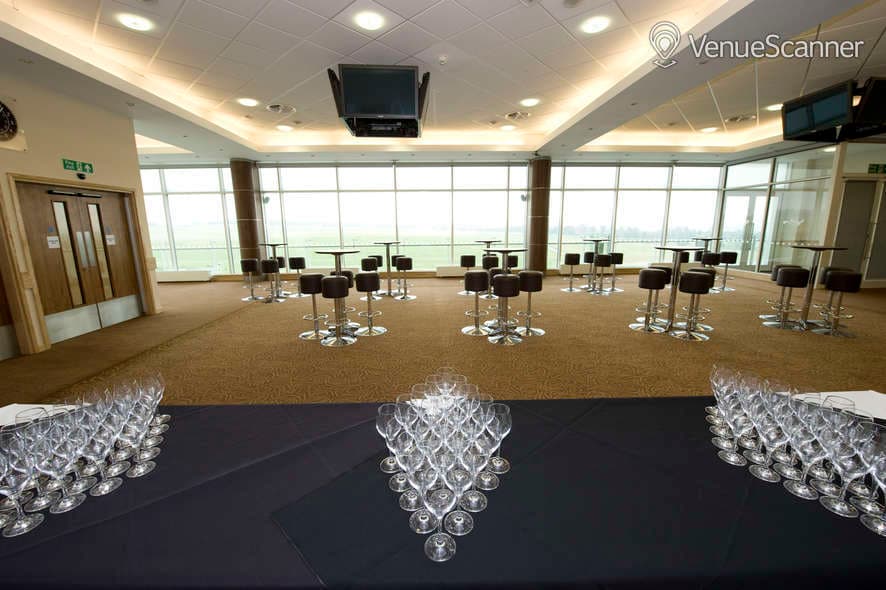 Epsom Downs Racecourse, Gallops Suite photo #3