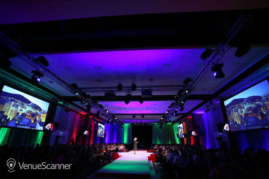 Epsom Downs Racecourse, Oaks Hall photo #3