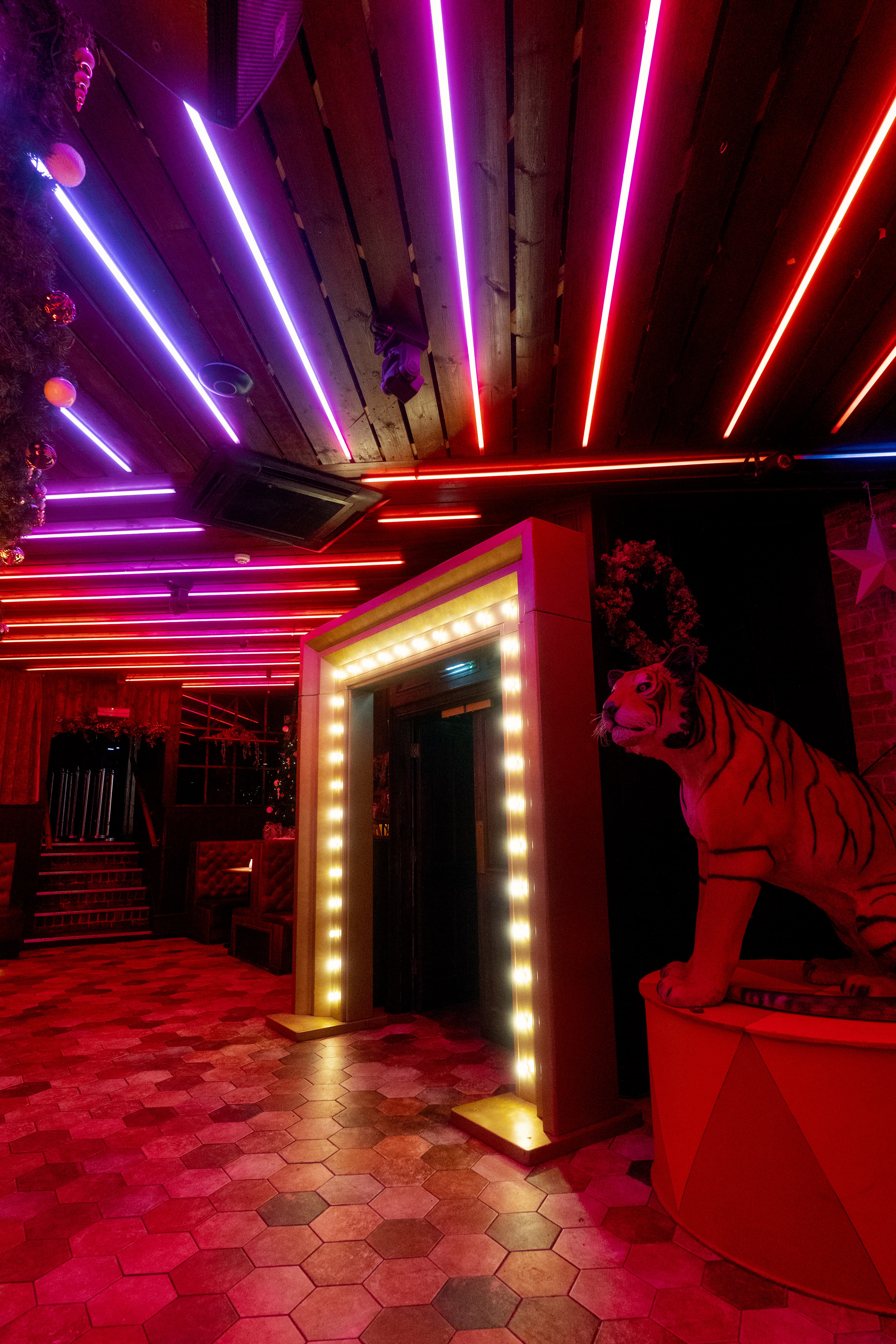 Exclusive Hire, The Backroom, Leeds photo #99