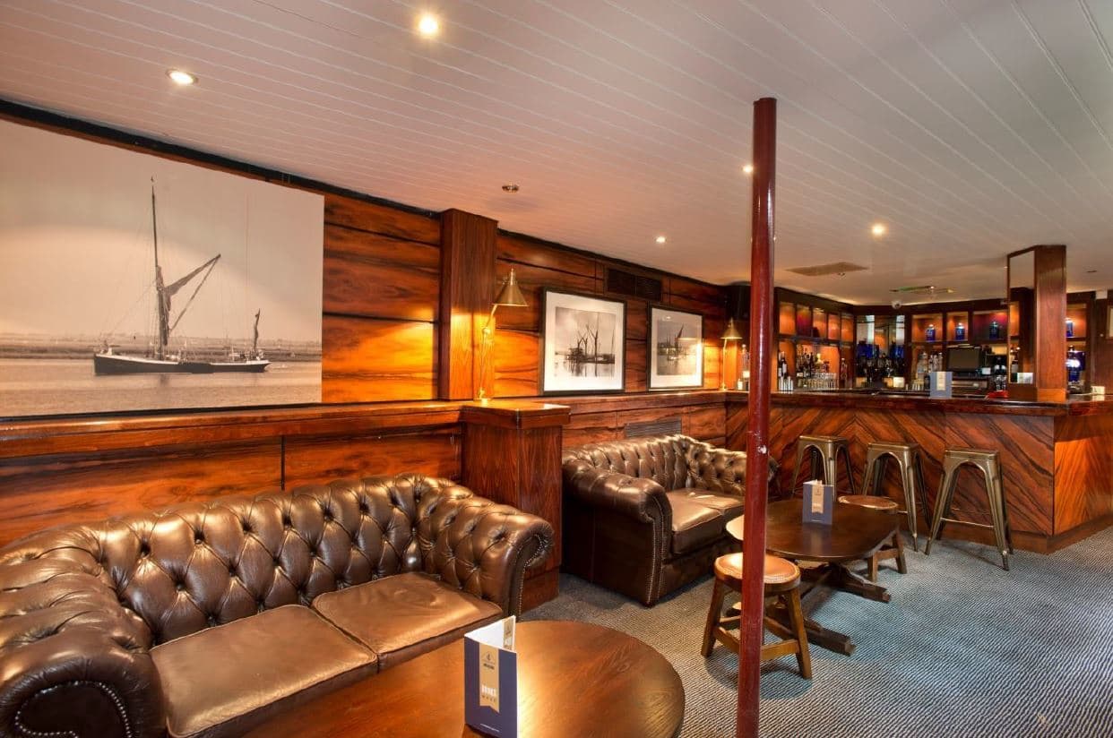 Lounge, Tattershall Castle photo #2