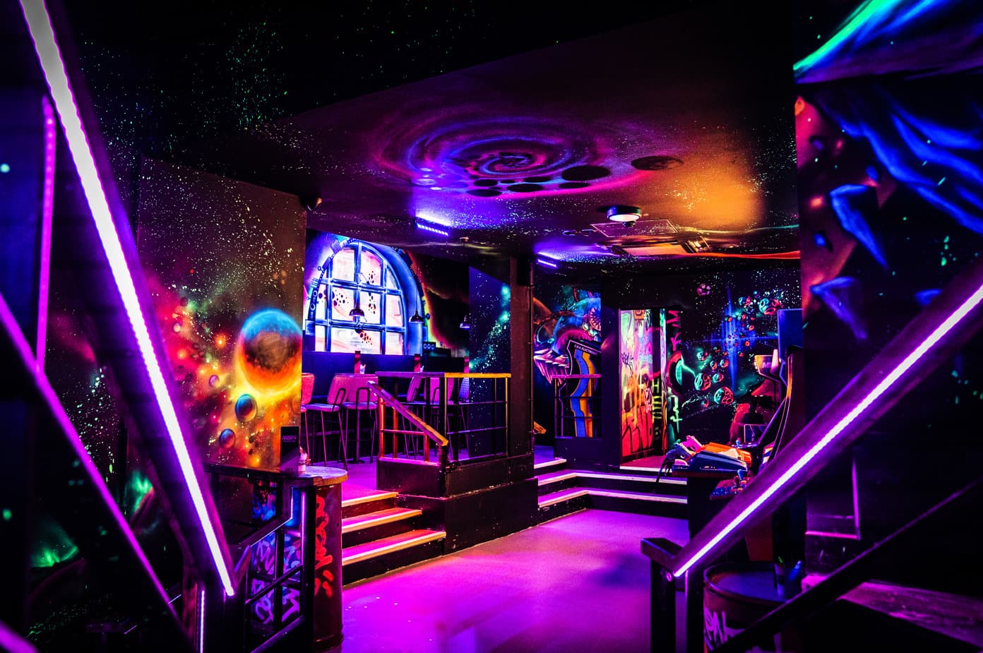 Full Venue, NQ64 Bristol photo #2