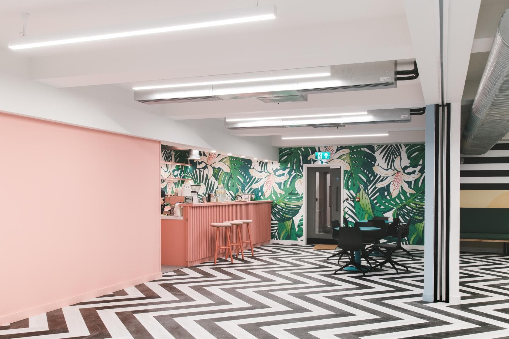 Live Lounge, Huckletree Manchester photo #3