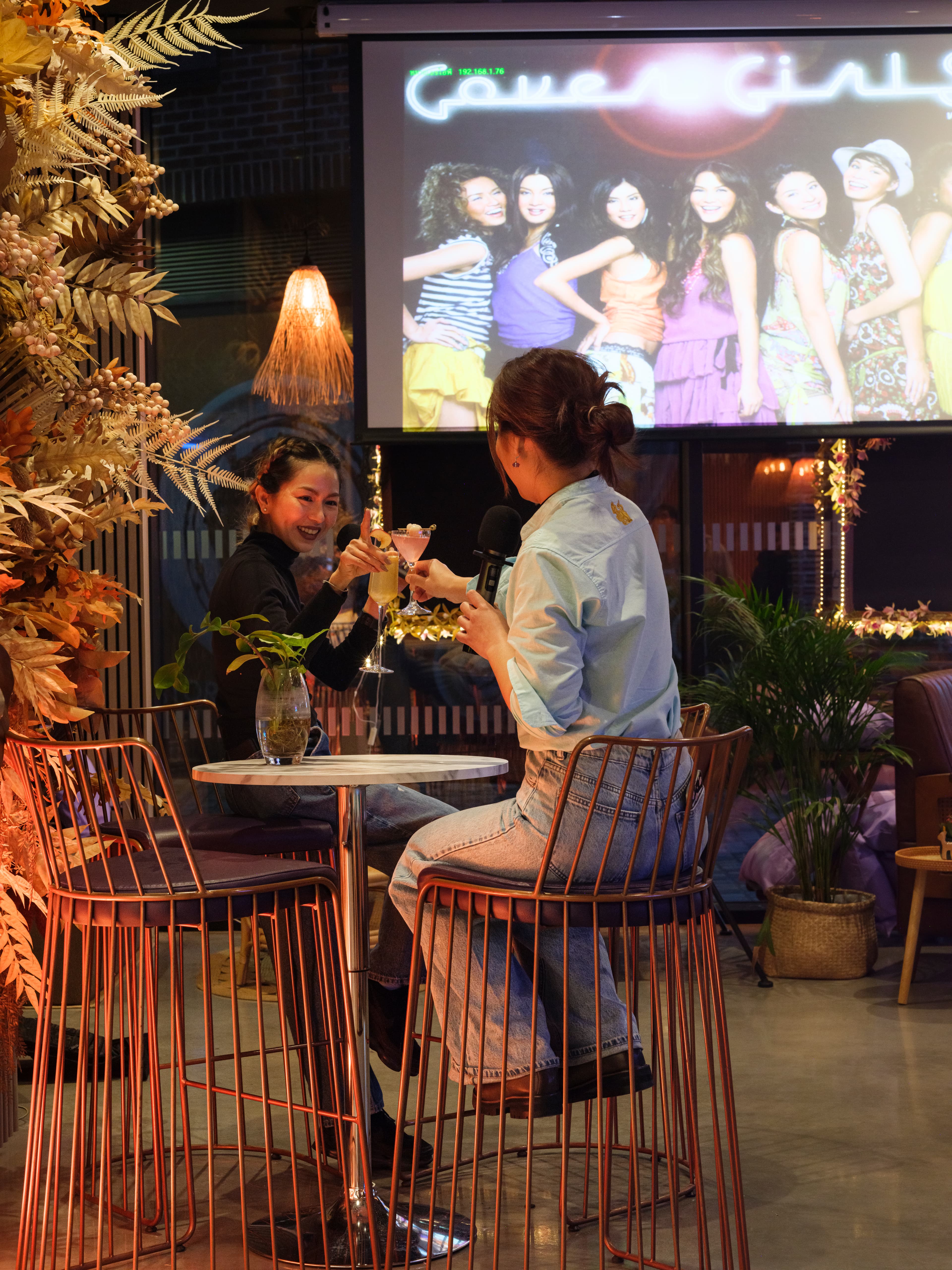 Team Social, Mai Thai Lounge & Bar photo #3