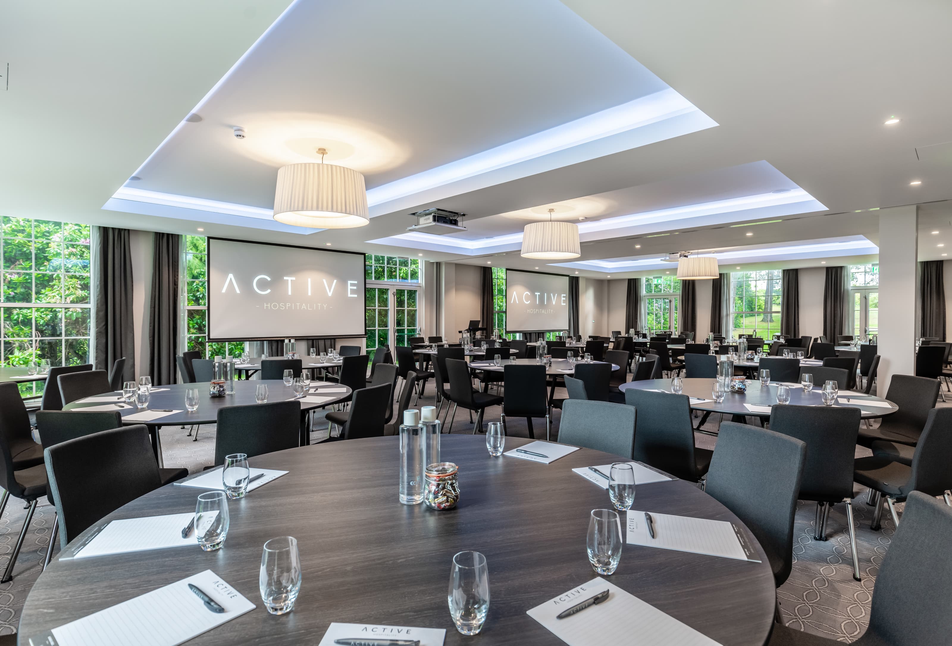 Hook Heath Suite, Gorse Hill, Woking photo #3