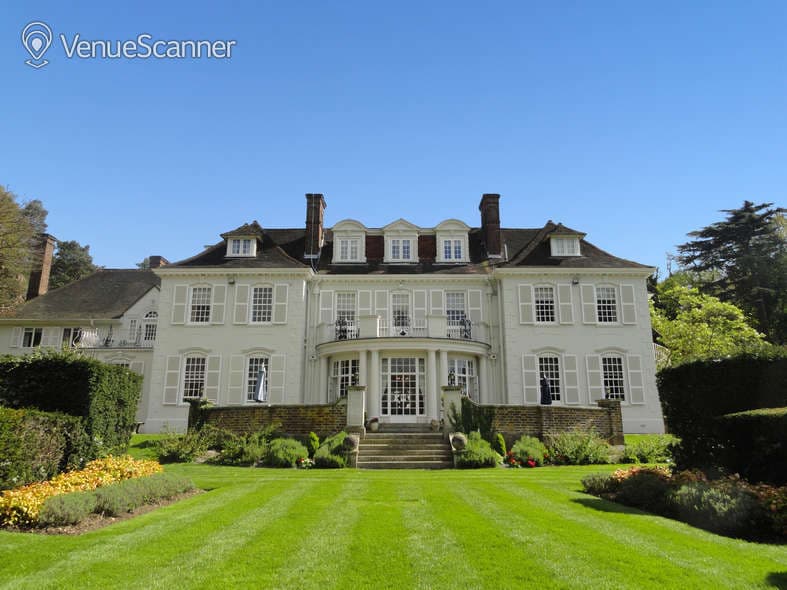 Gorse Hill, Woking, Boardroom photo #3