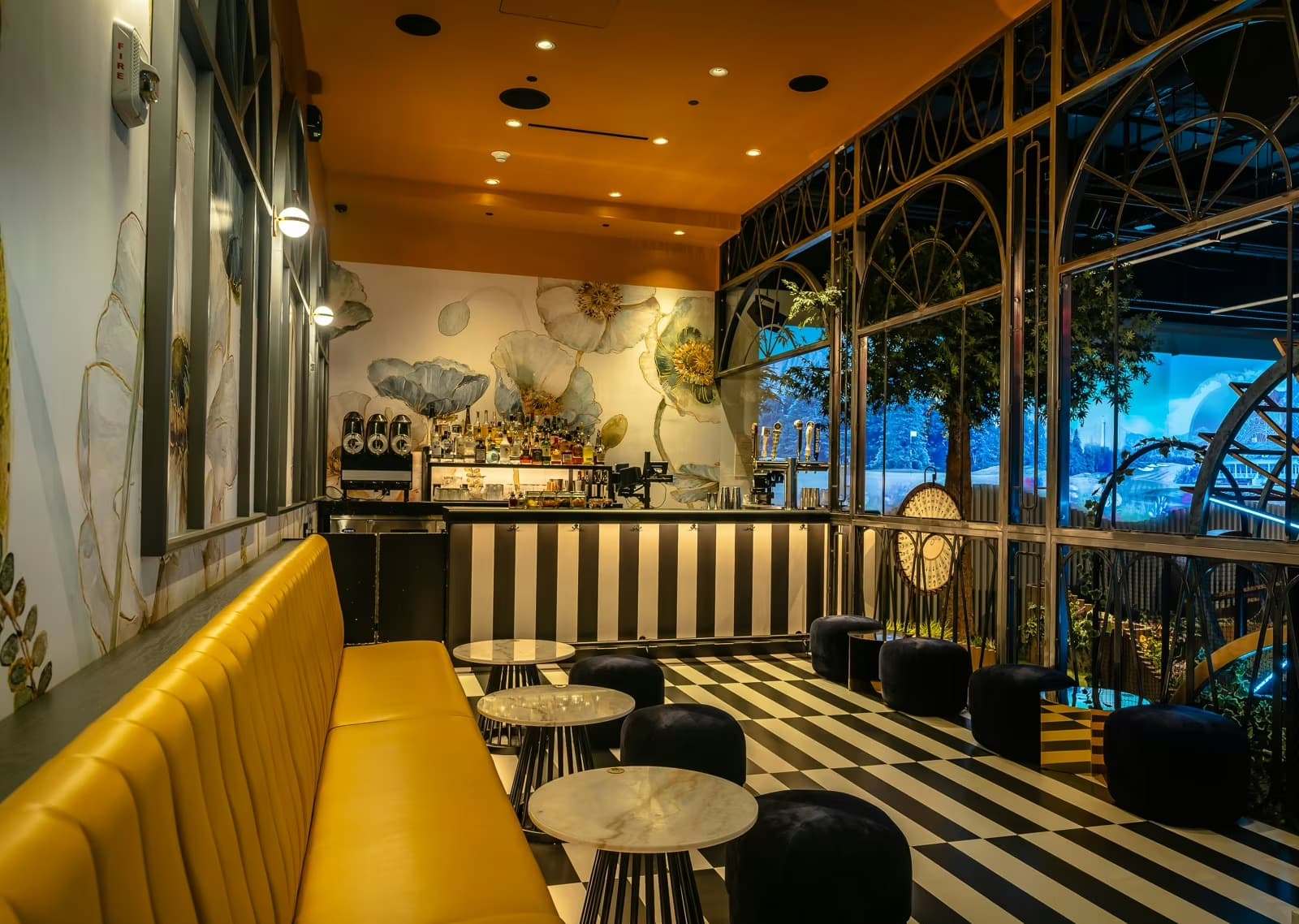 The Sun Room, Swingers New York photo #2