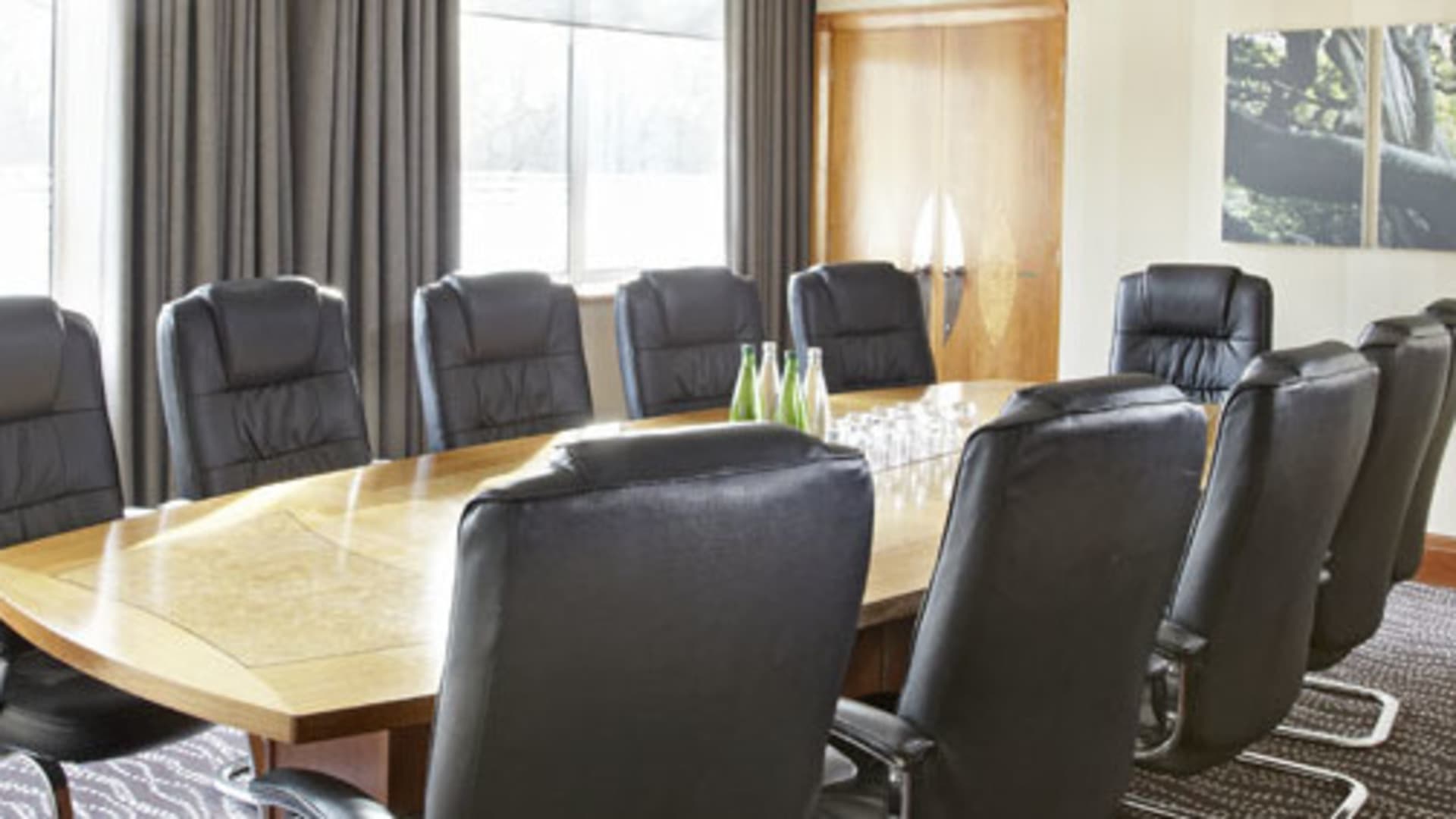 Boardroom, Thistle Kensington Gardens photo #1