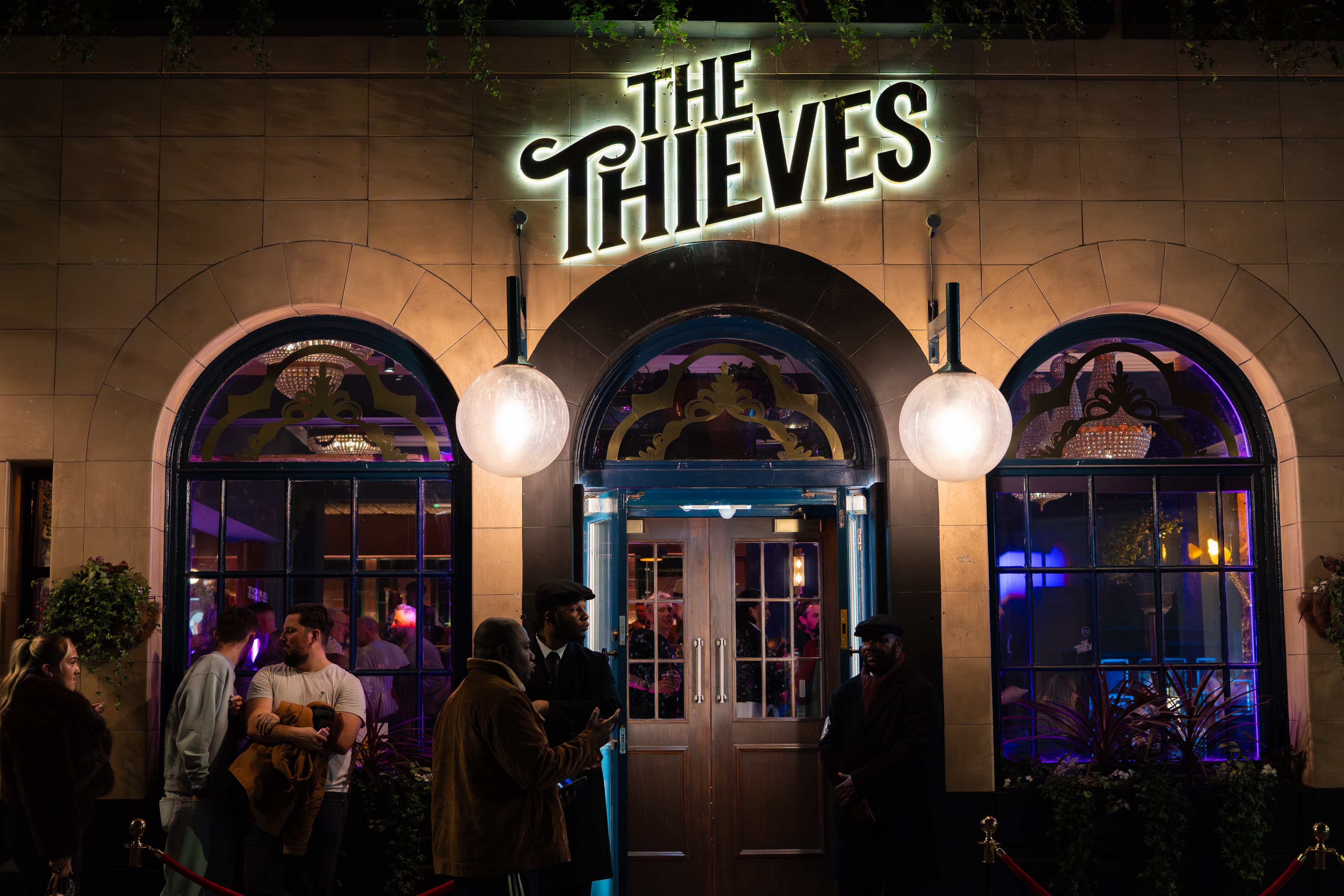 Garden Private Hire, The Thieves photo #9