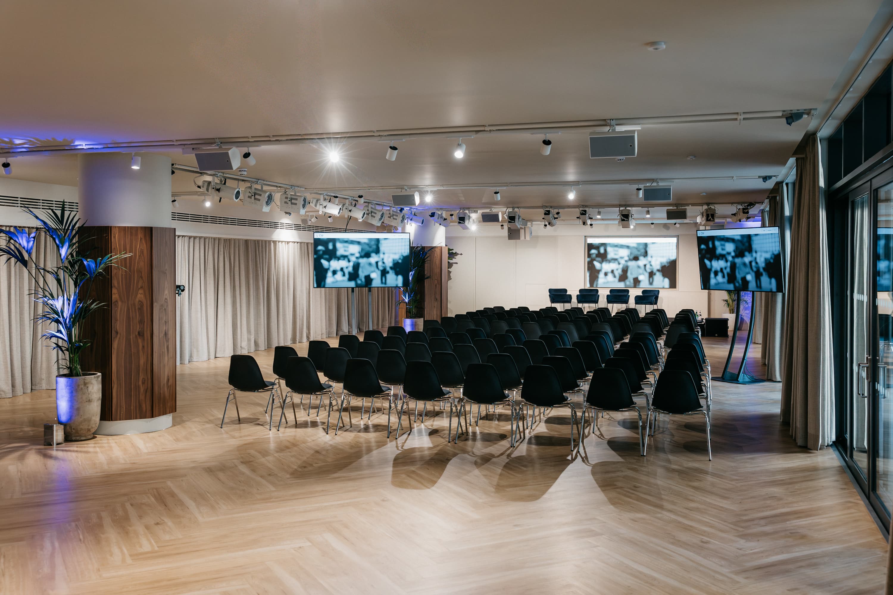 Exclusive Hire - Whole Venue, Landing Canary Wharf photo #22
