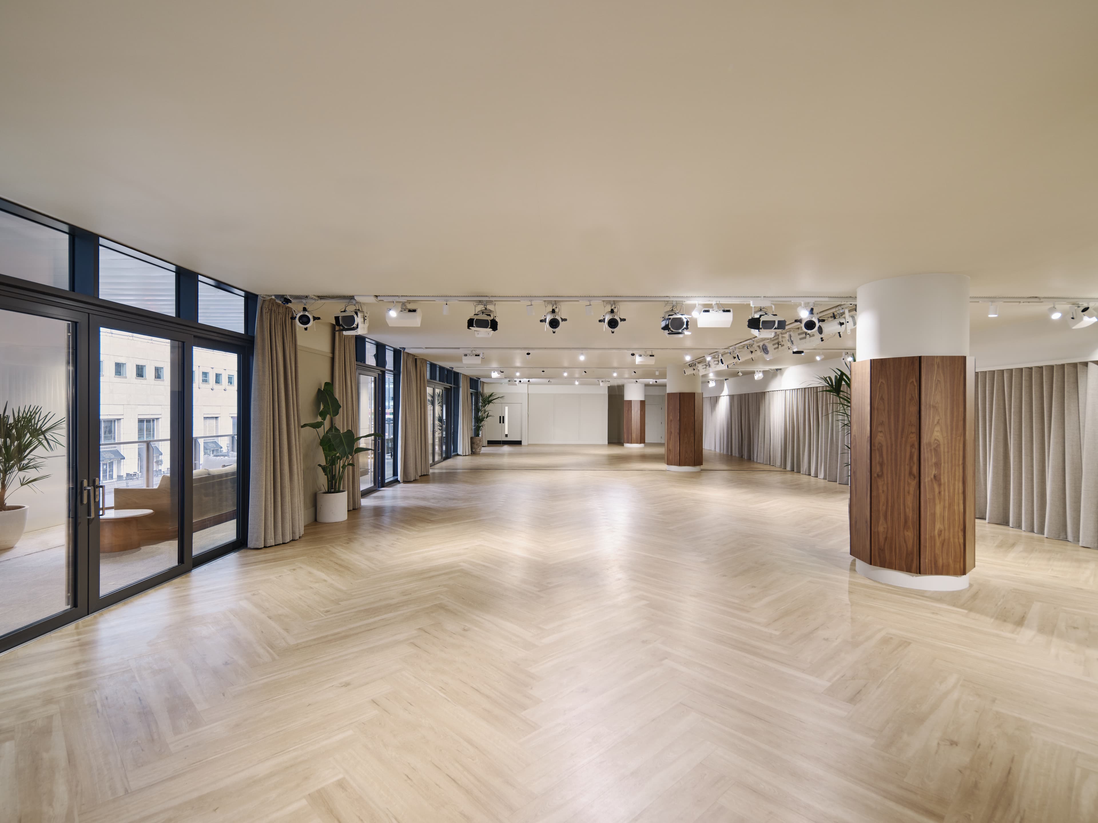 Exclusive Hire - Whole Venue, Landing Canary Wharf photo #18