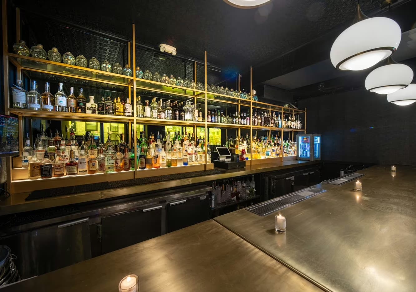 The Lounge, The DL photo #2