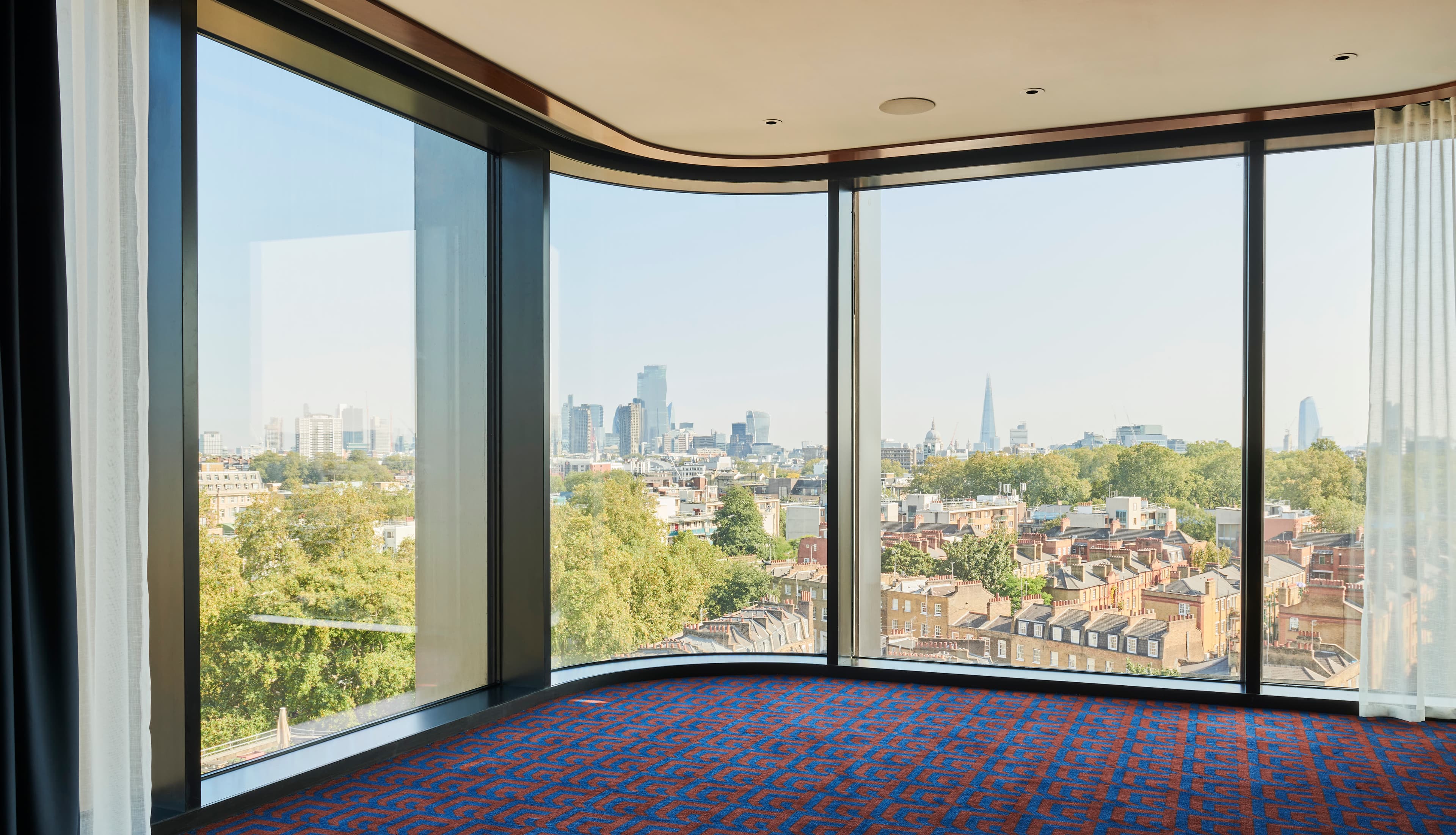 Townhouse 9 South, The Standard, London photo #2