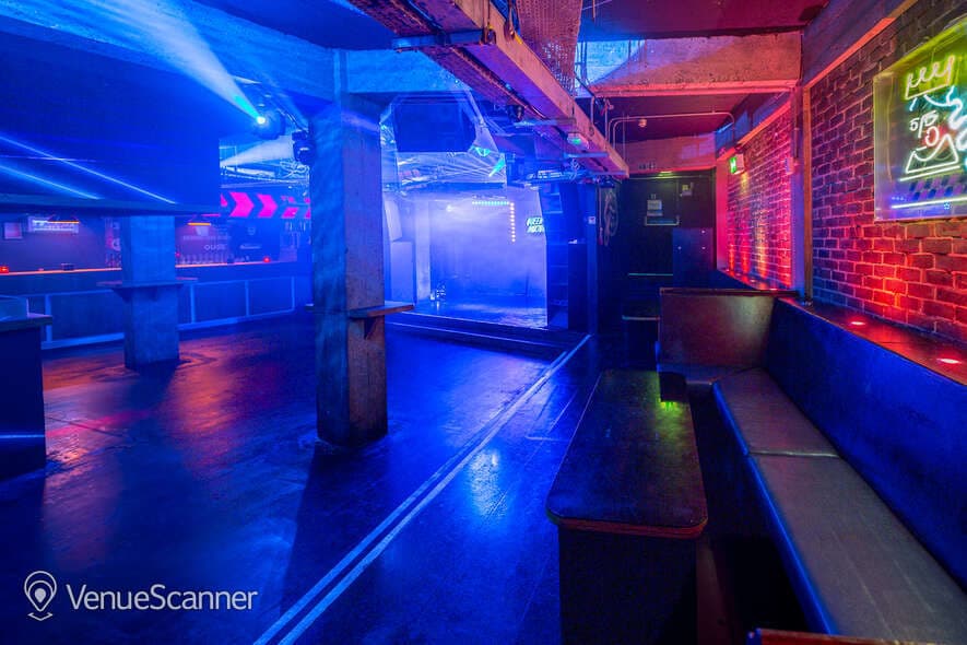 Queen Of Hoxton, Basement photo #3