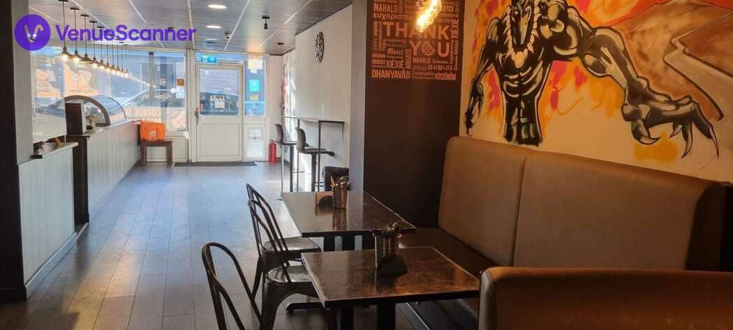 Simply Wafflez, Main Restaurant photo #3