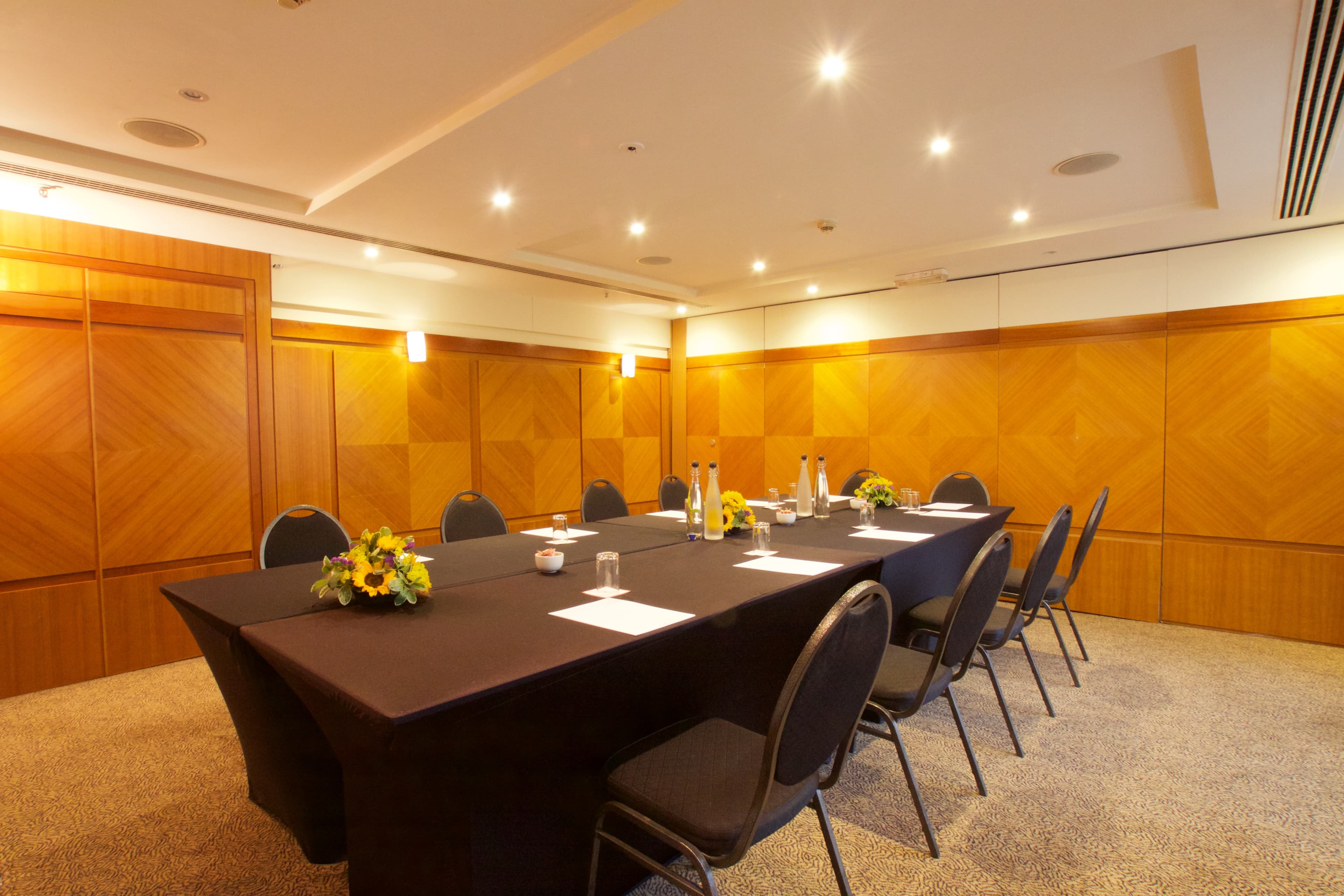 Chelsea Room, Millennium Hotel Knightsbridge photo #1