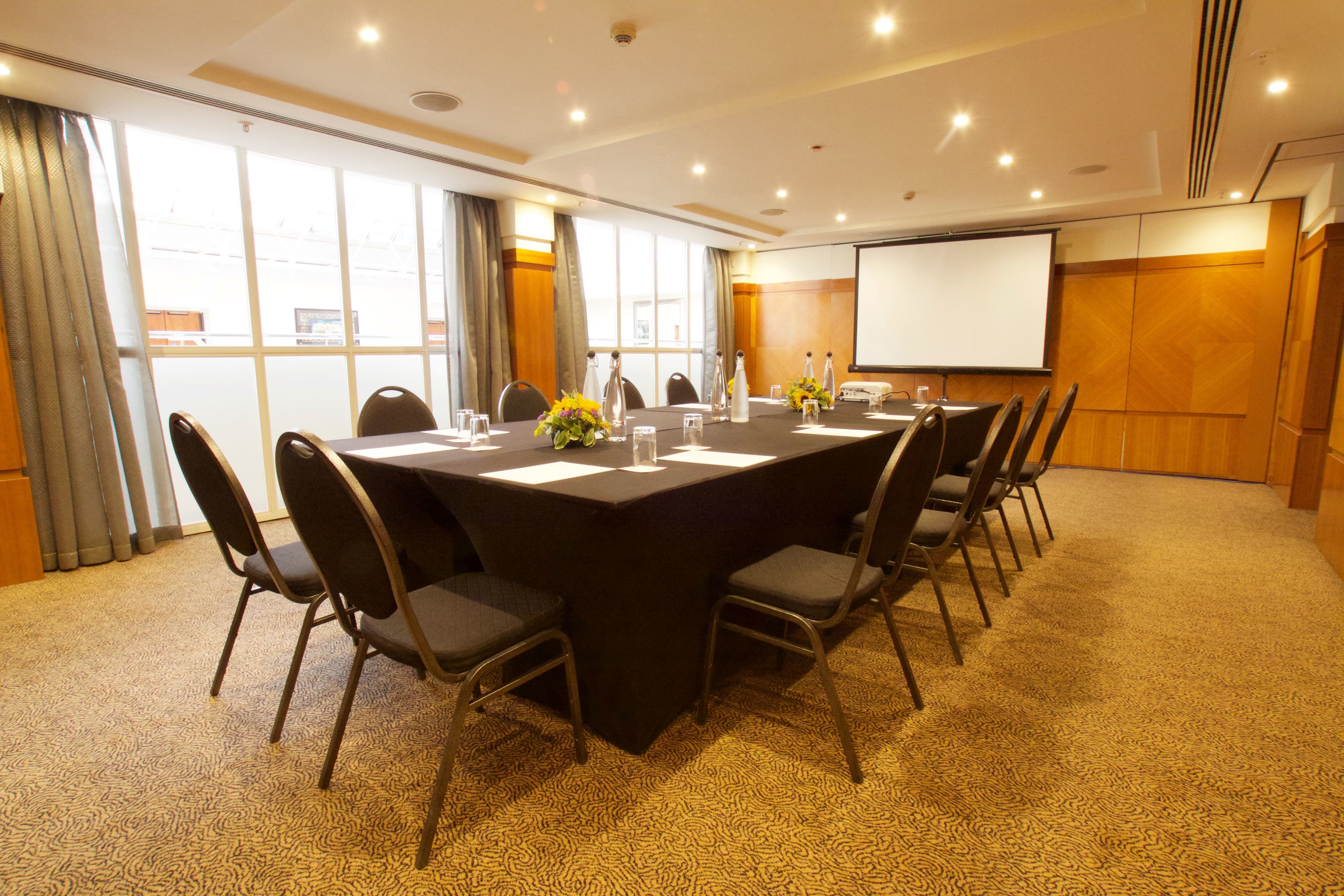 Knightsbridge Room, Millennium Hotel Knightsbridge photo #1