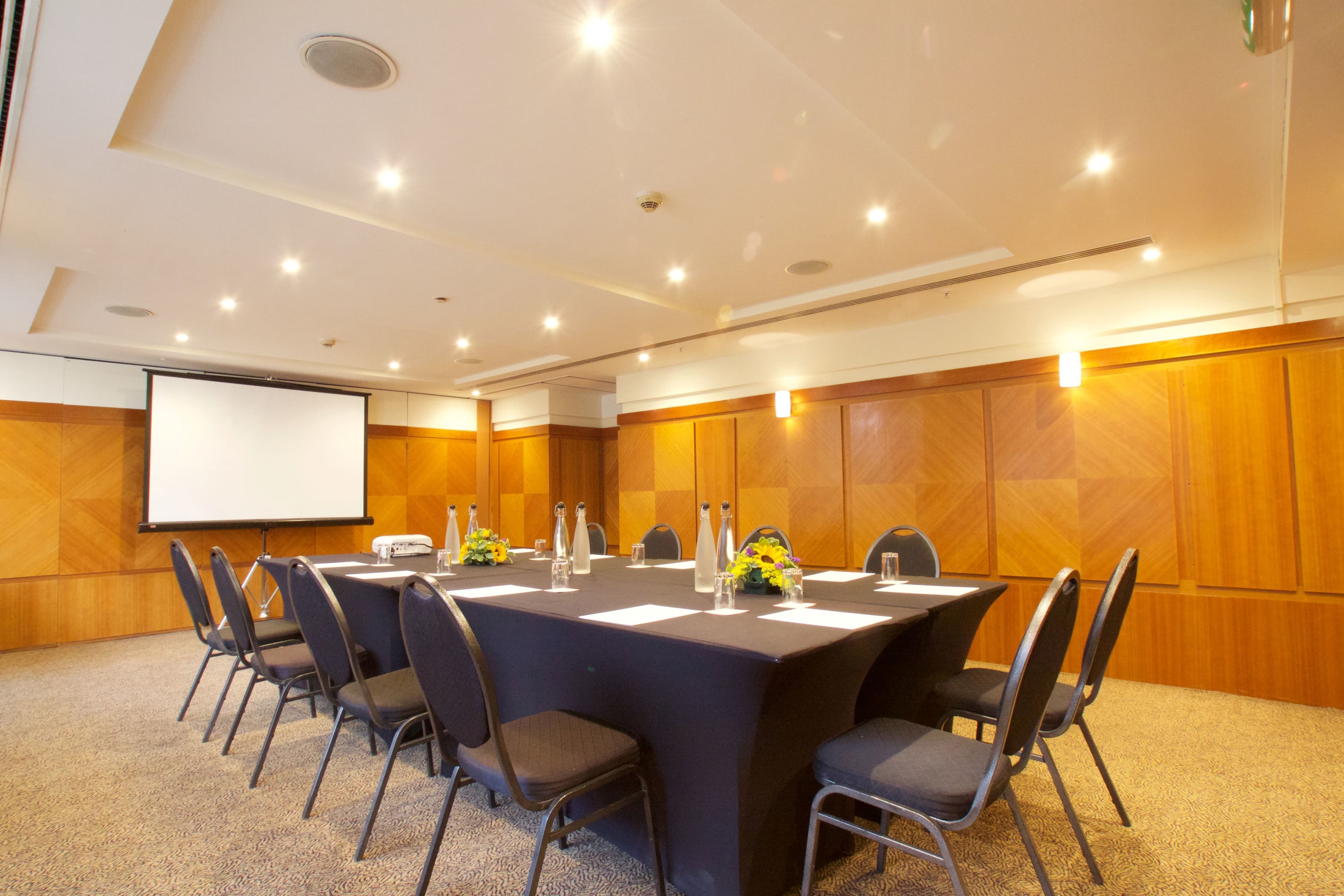 Knightsbridge Room, Millennium Hotel Knightsbridge photo #2