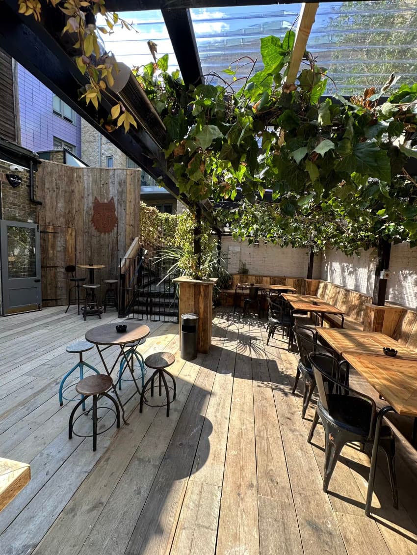 Garden, Wolfpack Fulham photo #2