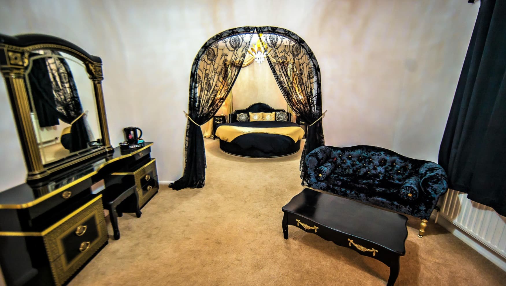 Elisabeth Room, Gray Manor Hotel photo #1