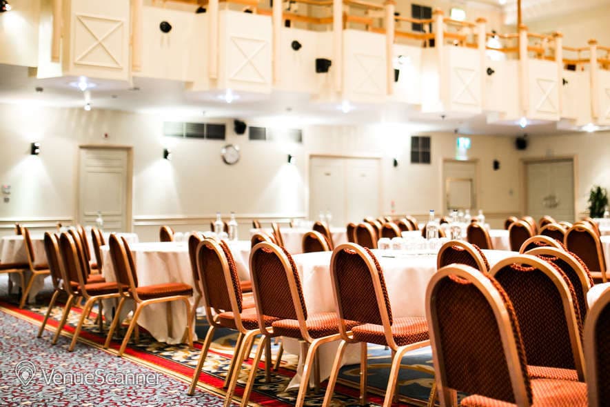 The Angel Hotel, The Dragon Suite photo #3