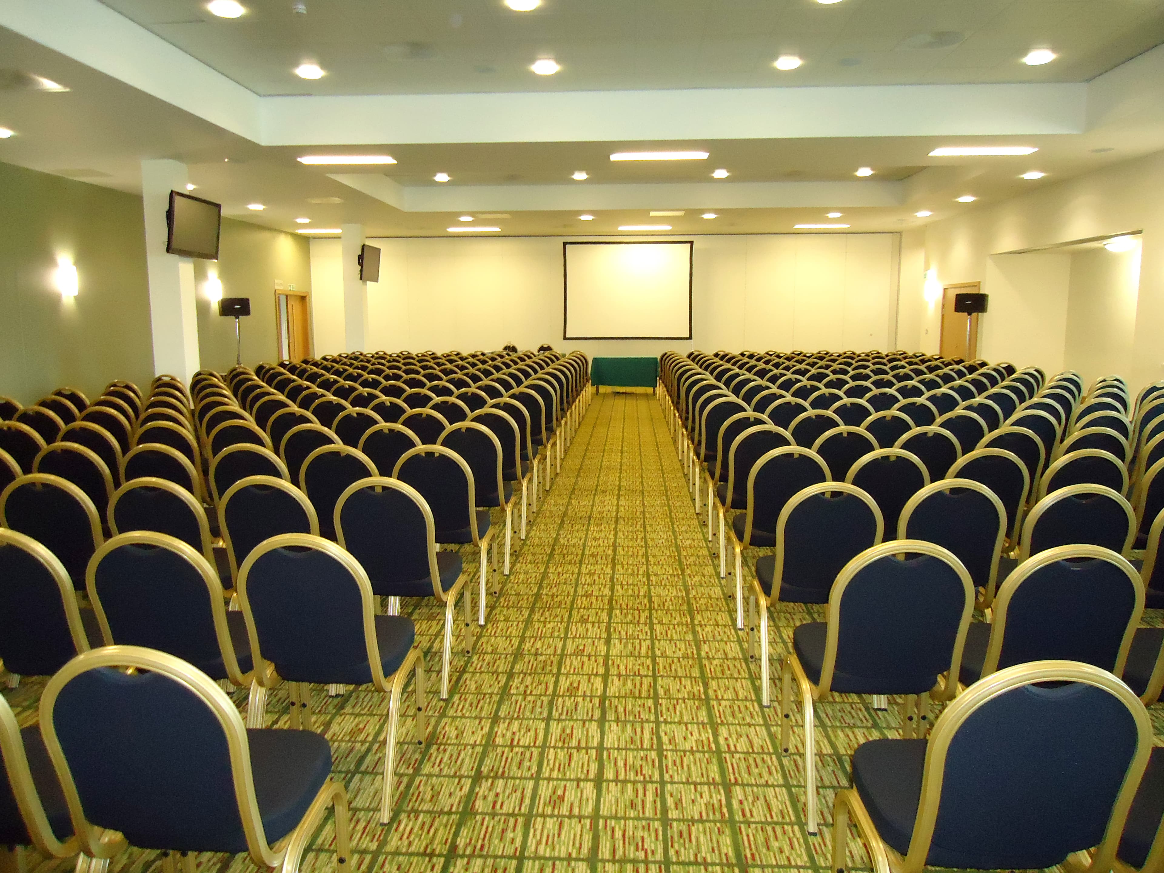 1880 & Honours Suites, Leicester Tigers photo #1