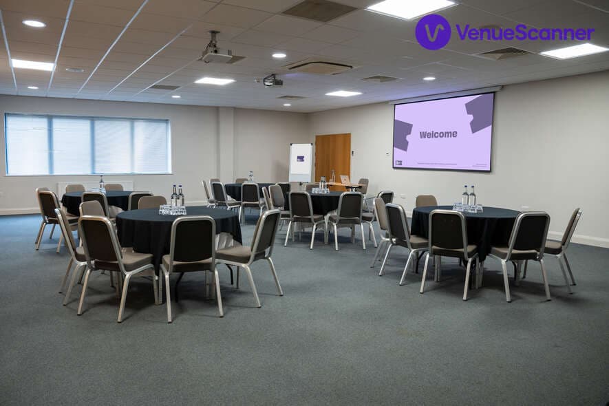 Trent Conference Centre, F1 photo #3