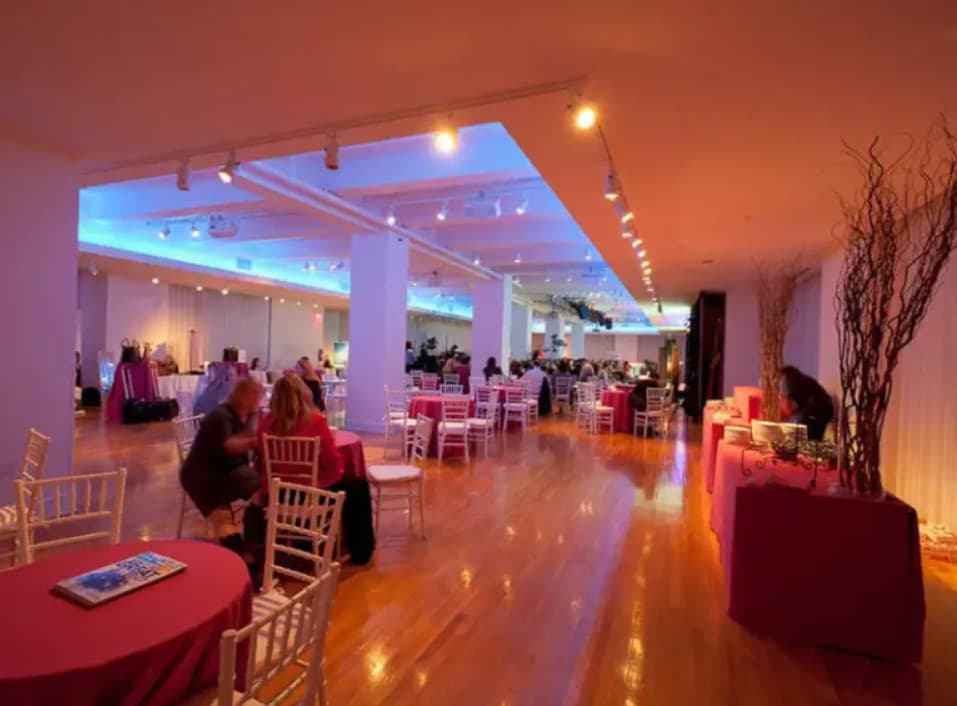 The Level, Metropolitan Pavilion photo #2