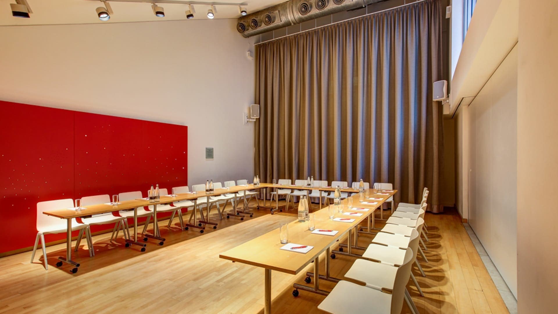 The Kahn, Sadler's Wells photo #2