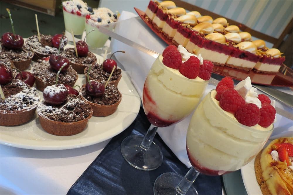 Exclusive Hire, Sand Martins Golf Club photo #2