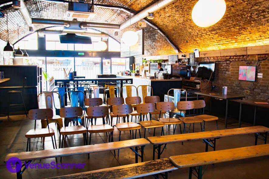 Signature Brew - Haggerston, Main Room photo #3