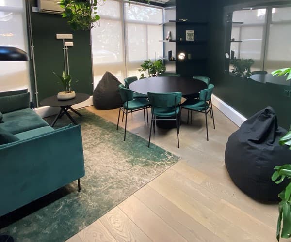 The Snug, Uncommon Fulham photo #2