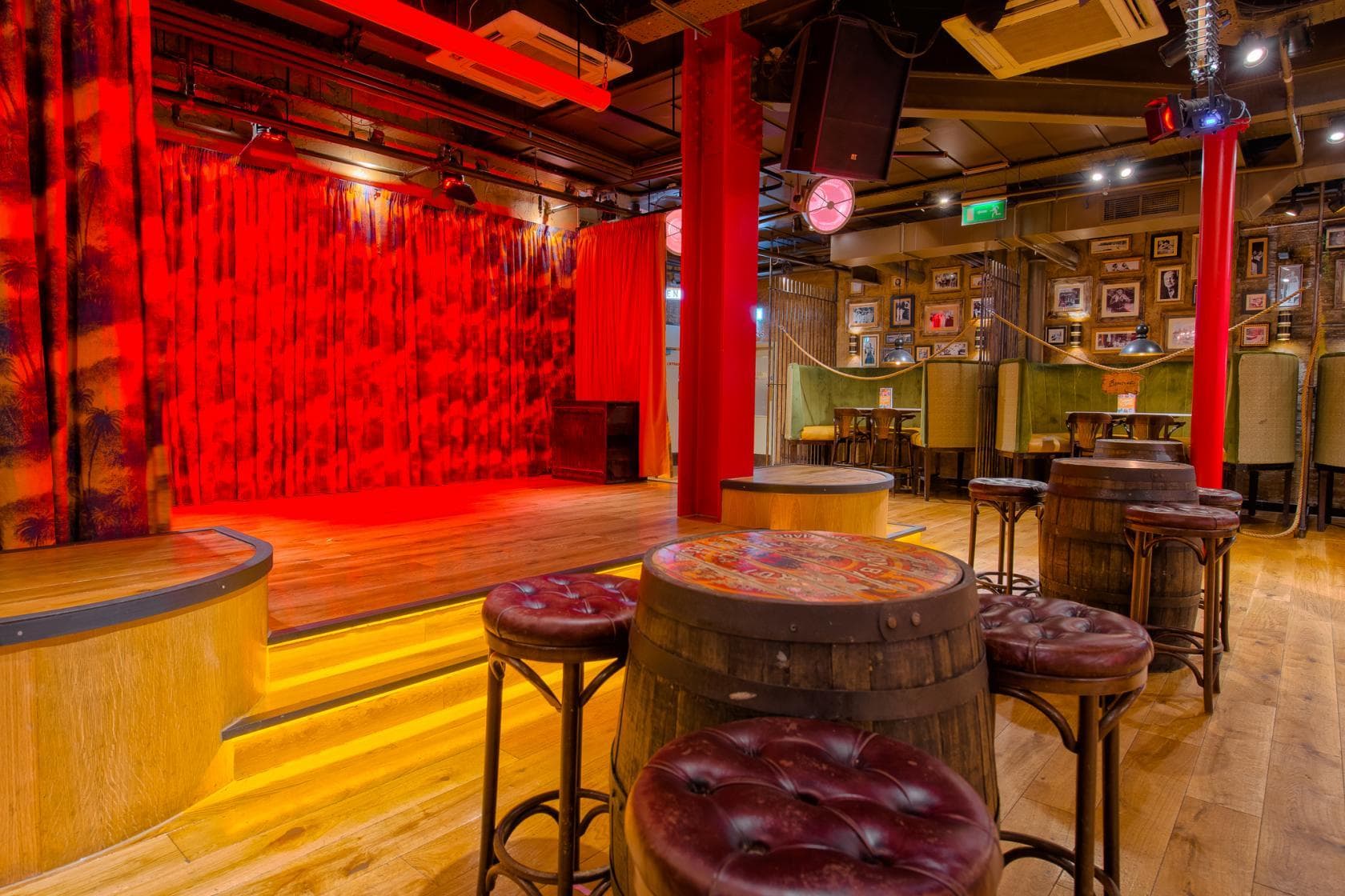 Santiago Bar, Revolucion De Cuba Manchester photo #3