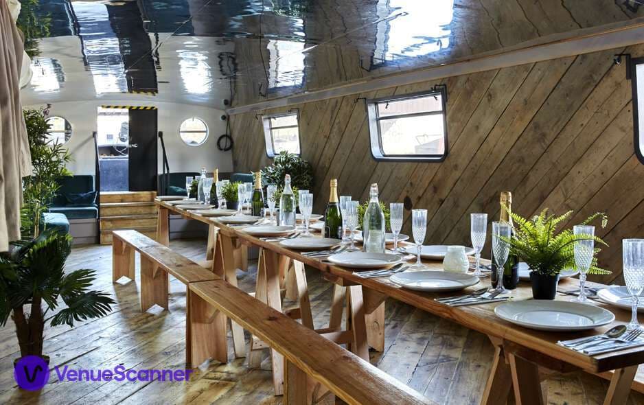 Studio 9294 & Number 90, Mary Read - Canal Boat photo #3