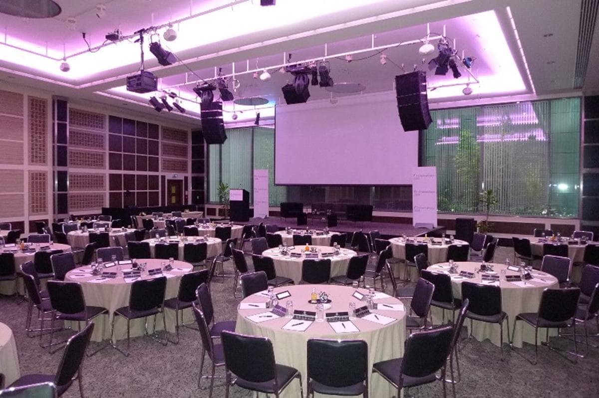 Nelson, Leonardo Royal London St Paul's photo #2