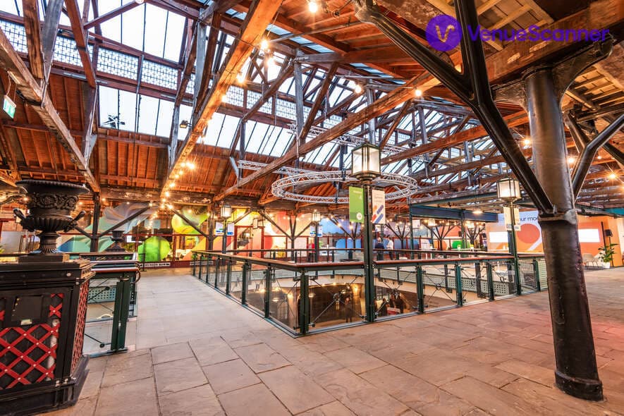 Tobacco Dock photo #3