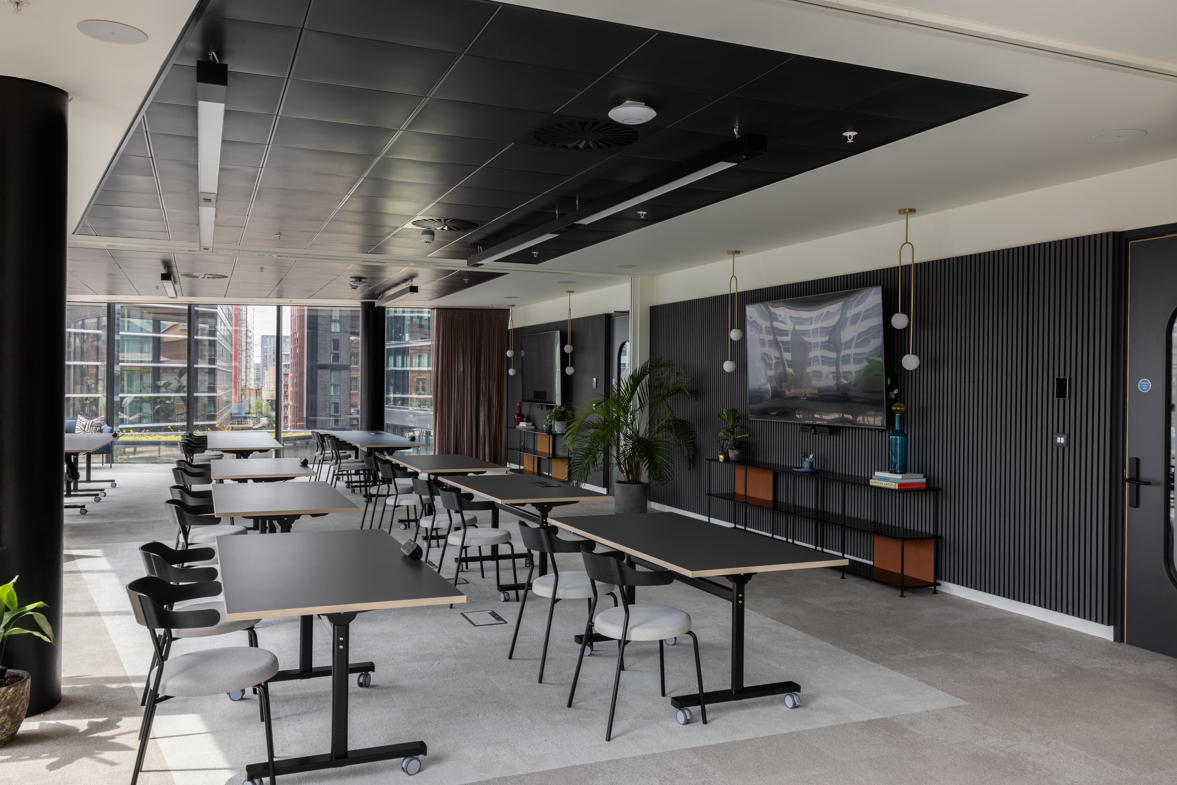 Mission Room & Launchpad, 100 Embankment photo #2