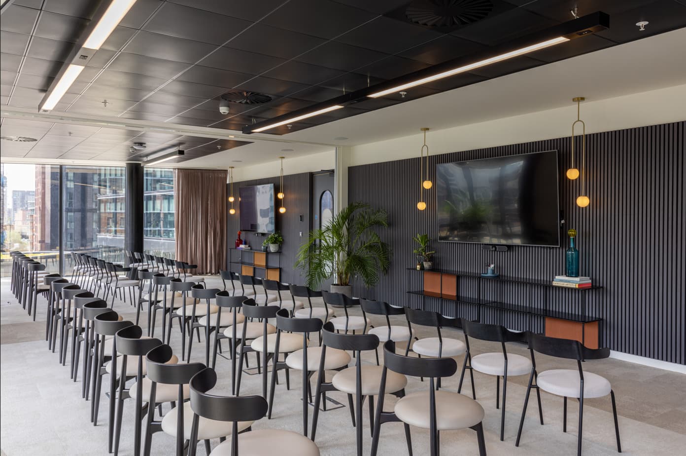 Mission Room & Launchpad, 100 Embankment photo #1