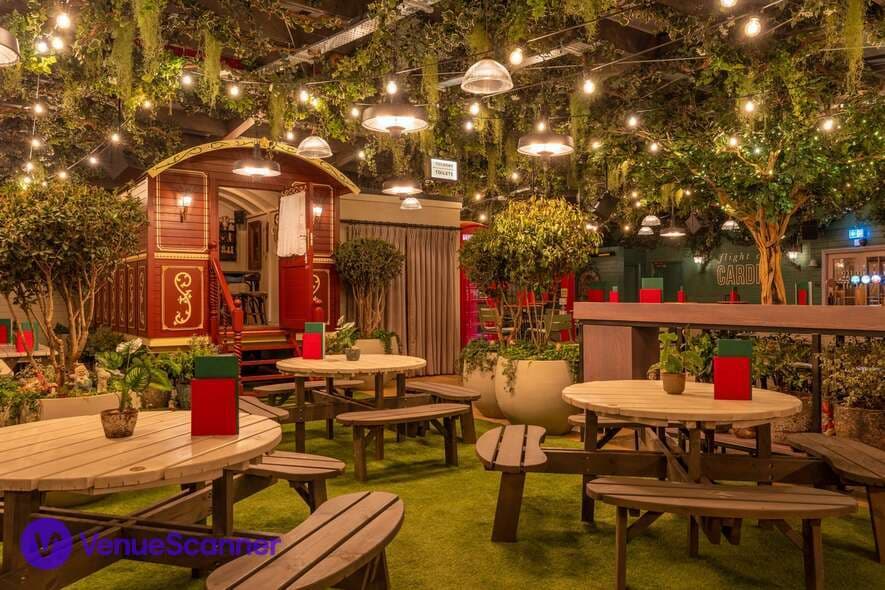 Flight Club Cardiff, The Champion Of The World photo #3