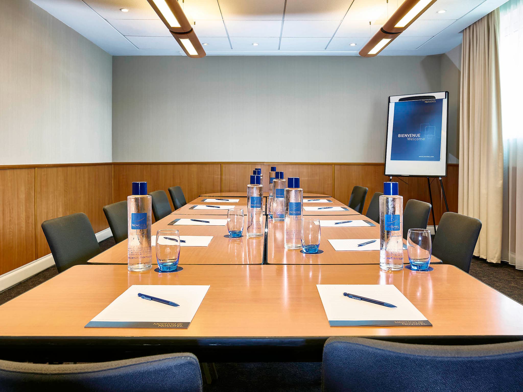 Lavendon, Novotel Milton Keynes photo #1