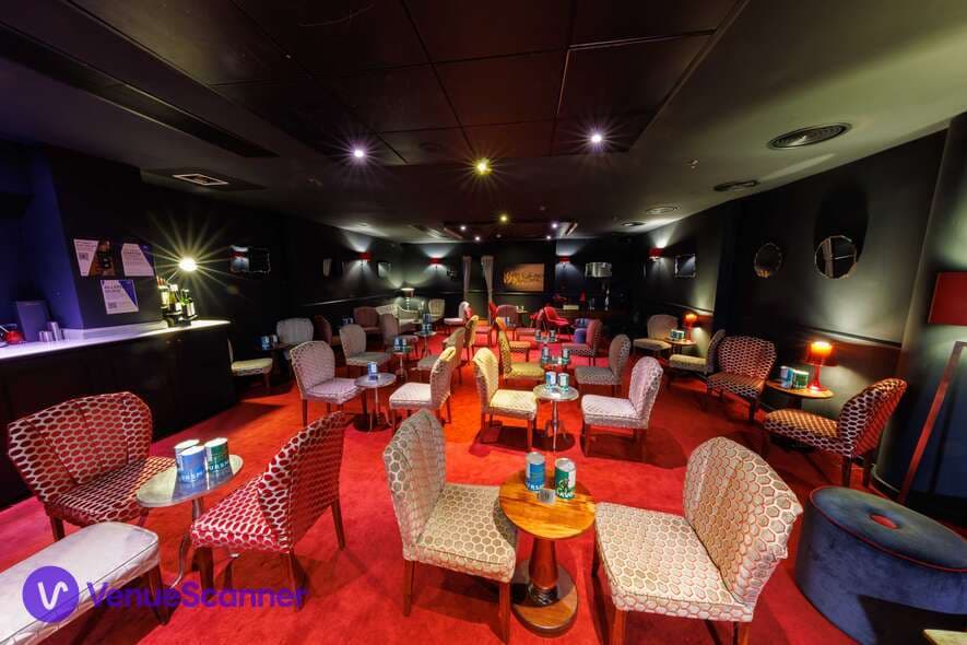 The Ambassadors, Woking photo #3