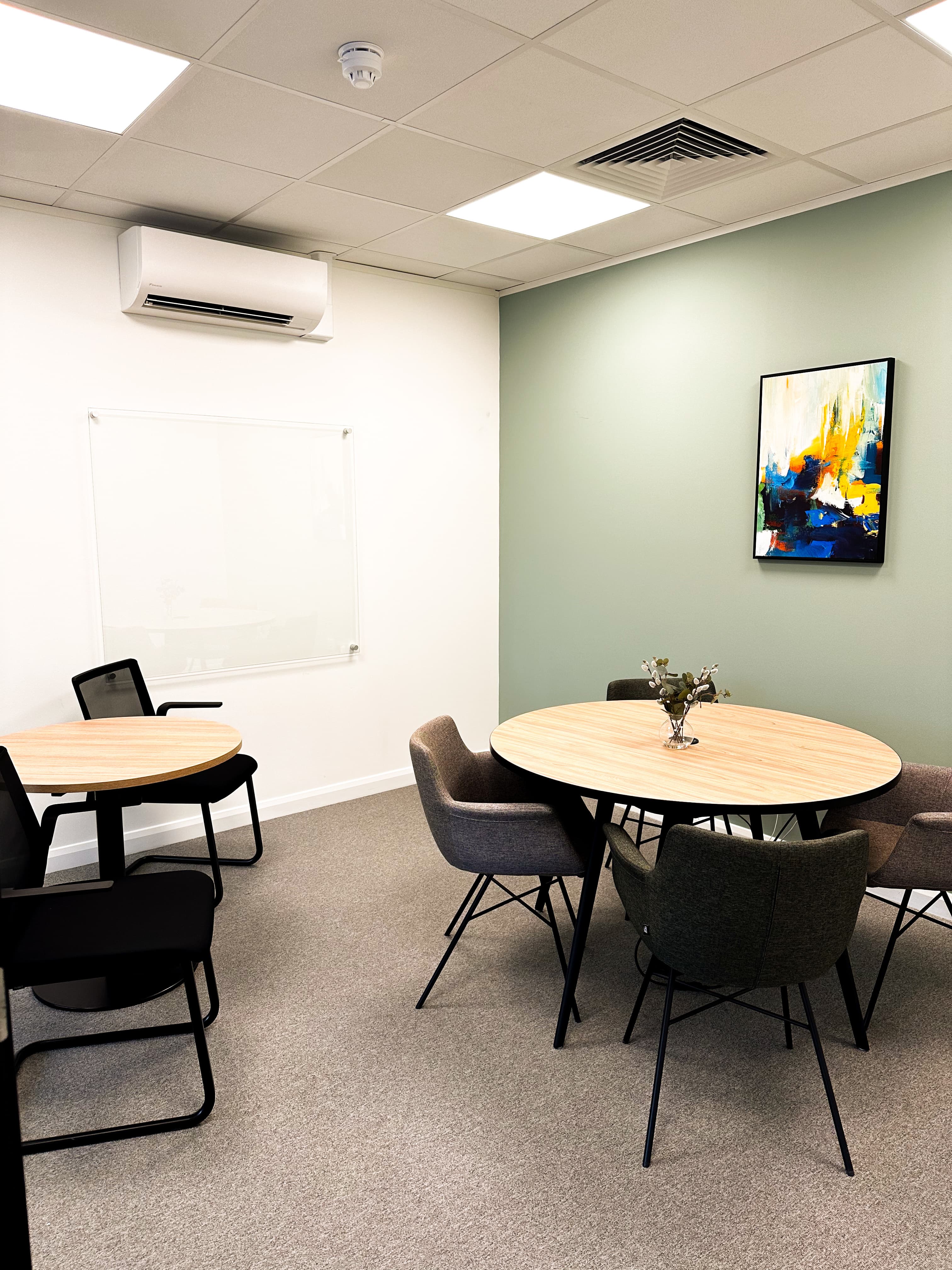 Bodleian, The Quad (Oxford Summertown) photo #1