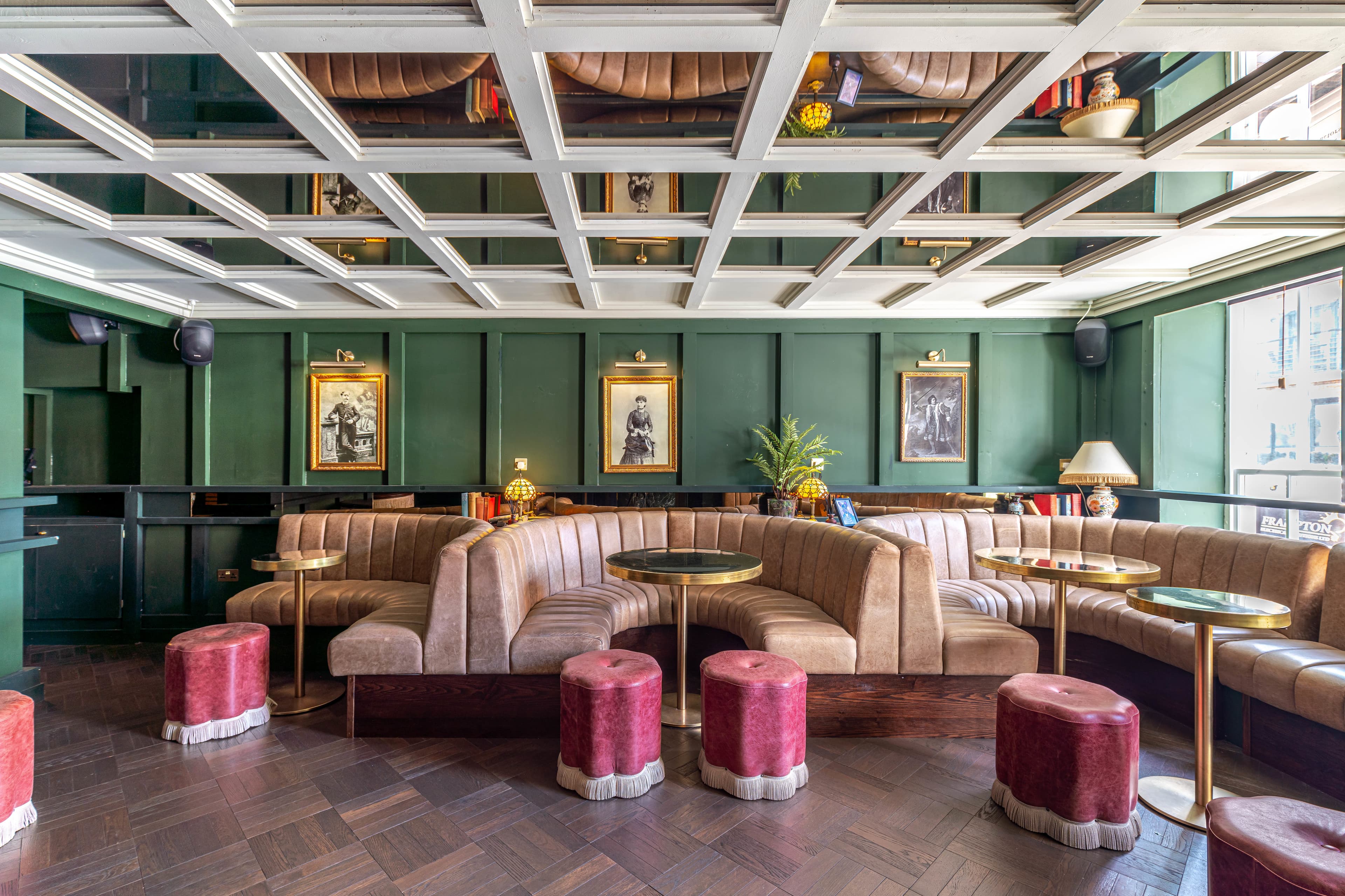 The Drawing Room, Mrs Blodget's photo #1