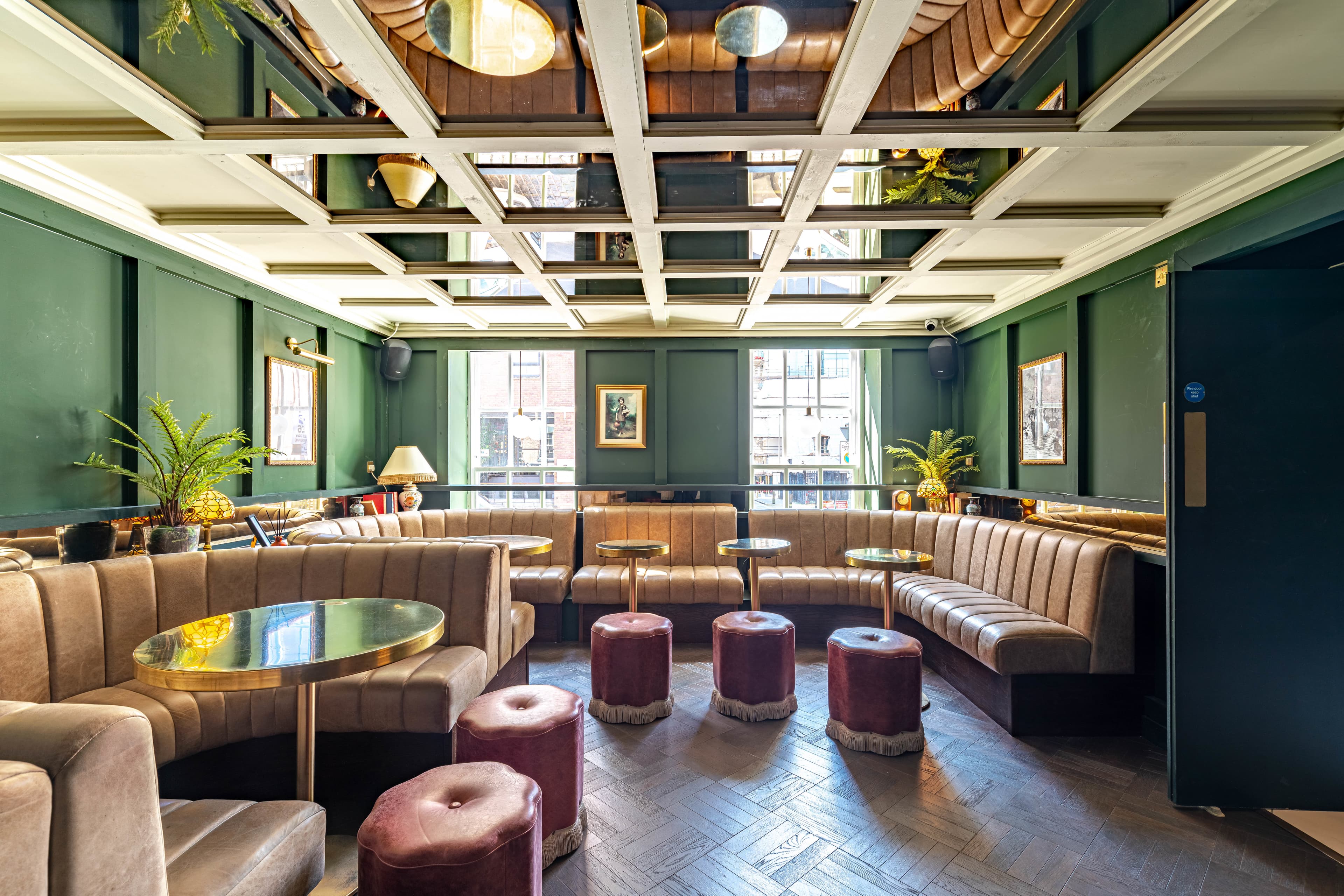 The Drawing Room, Mrs Blodget's photo #2