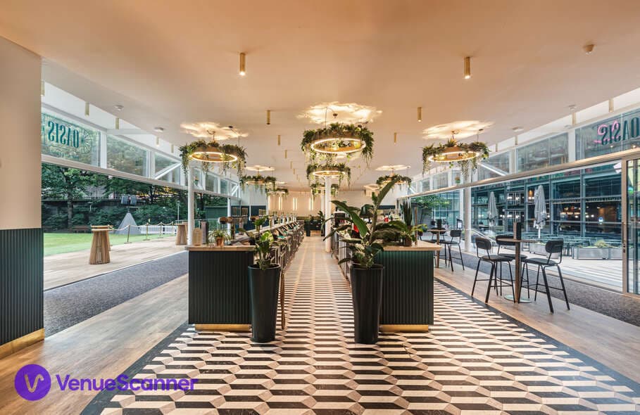 Oasis Bar & Terrace, The Bar photo #3